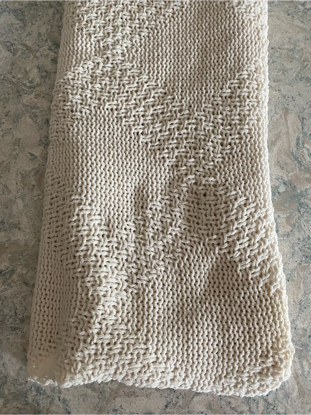 Elle lighter weight Knit Cream Throw Blanket